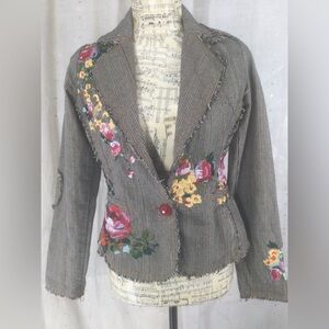 Paparazzi fitted plaid jacket embroidered flowers textile